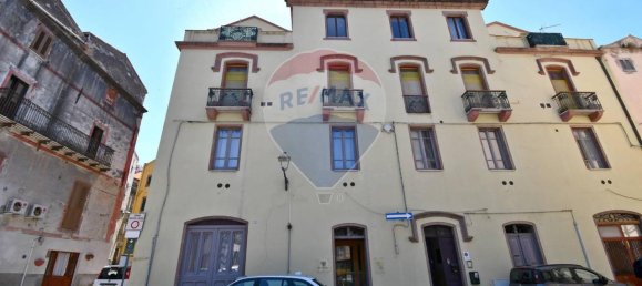 11 rooms Apartment in Bosa, Italy No. 134665 3