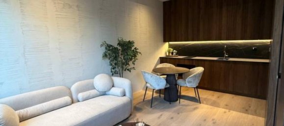 2 bedrooms Apartment in Milan, Italy No. 319859 4