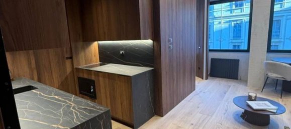 2 bedrooms Apartment in Milan, Italy No. 319859 3