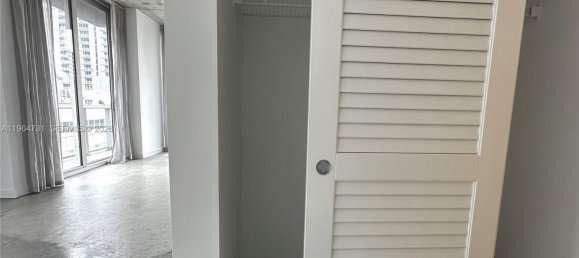 2 Schlafzimmer Gewerbliche Immobilien in Miami, USA, Nr. 615579 14