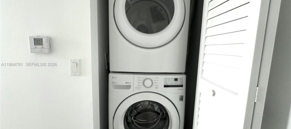 2 Schlafzimmer Gewerbliche Immobilien in Miami, USA, Nr. 615579 13