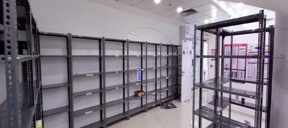 518m² Shop in Corniche Road, UAE No. 29442 4