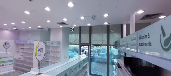 518m² Shop in Corniche Road, UAE No. 29442 18