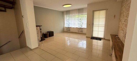 Таунхаус с 4 комнатами в Хайлигензе, Германия № 331730 6