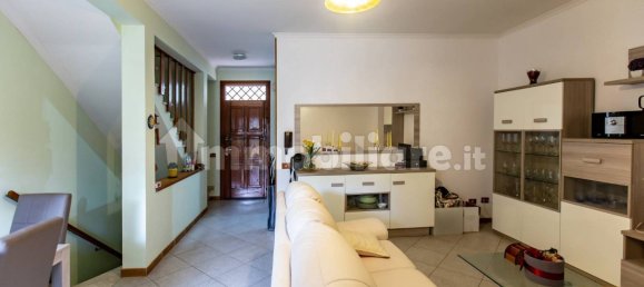 3 bedrooms House in Rome, Italy No. 161043 14