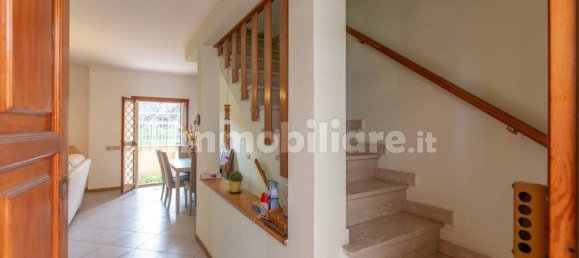 3 bedrooms House in Rome, Italy No. 161043 4