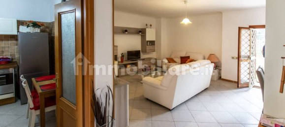 3 bedrooms House in Rome, Italy No. 161043 9