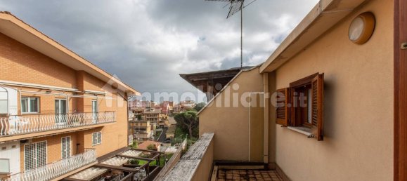 3 bedrooms House in Rome, Italy No. 161043 34