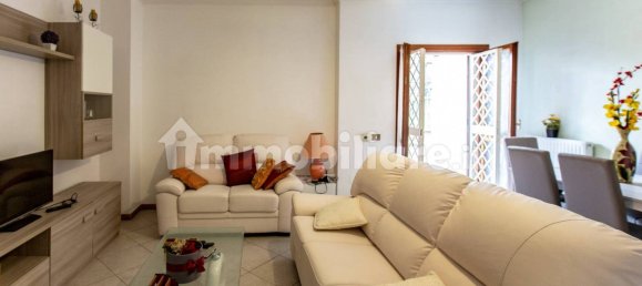 3 bedrooms House in Rome, Italy No. 161043 12