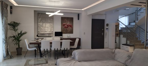 5 bedrooms Villa in Chalkidiki, Greece No. 3883 6