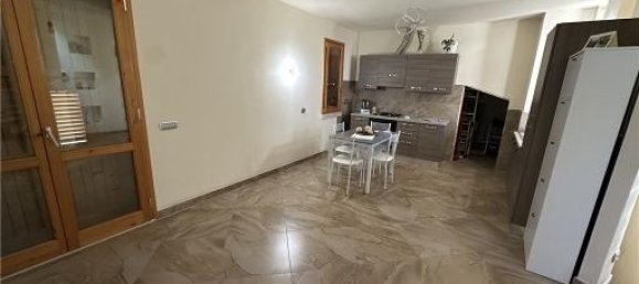 7 rooms Apartment in Montelupo Fiorentino, Italy No. 33925 12