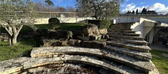 7 rooms Apartment in Montelupo Fiorentino, Italy No. 33925 4