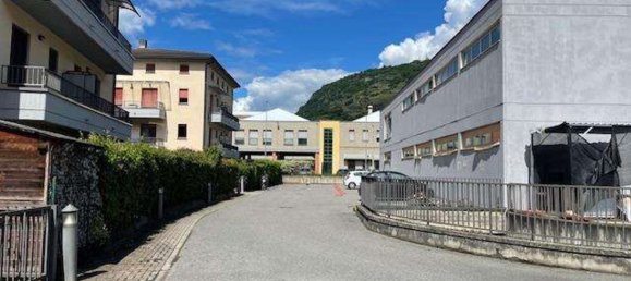 2 rooms Apartment in Sondrio, Italy No. 3508 10