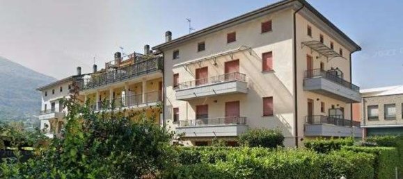 2 rooms Apartment in Sondrio, Italy No. 3508 2