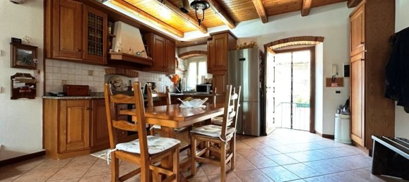 2 chambres Appartement à Valbrona, Italy No. 380513 6