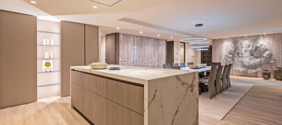 5 bedrooms Apartment in Marbella, Spain No. 141774 20