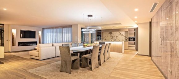 5 bedrooms Apartment in Marbella, Spain No. 141774 12