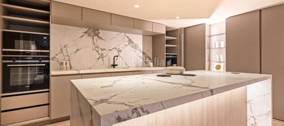 5 bedrooms Apartment in Marbella, Spain No. 141774 18