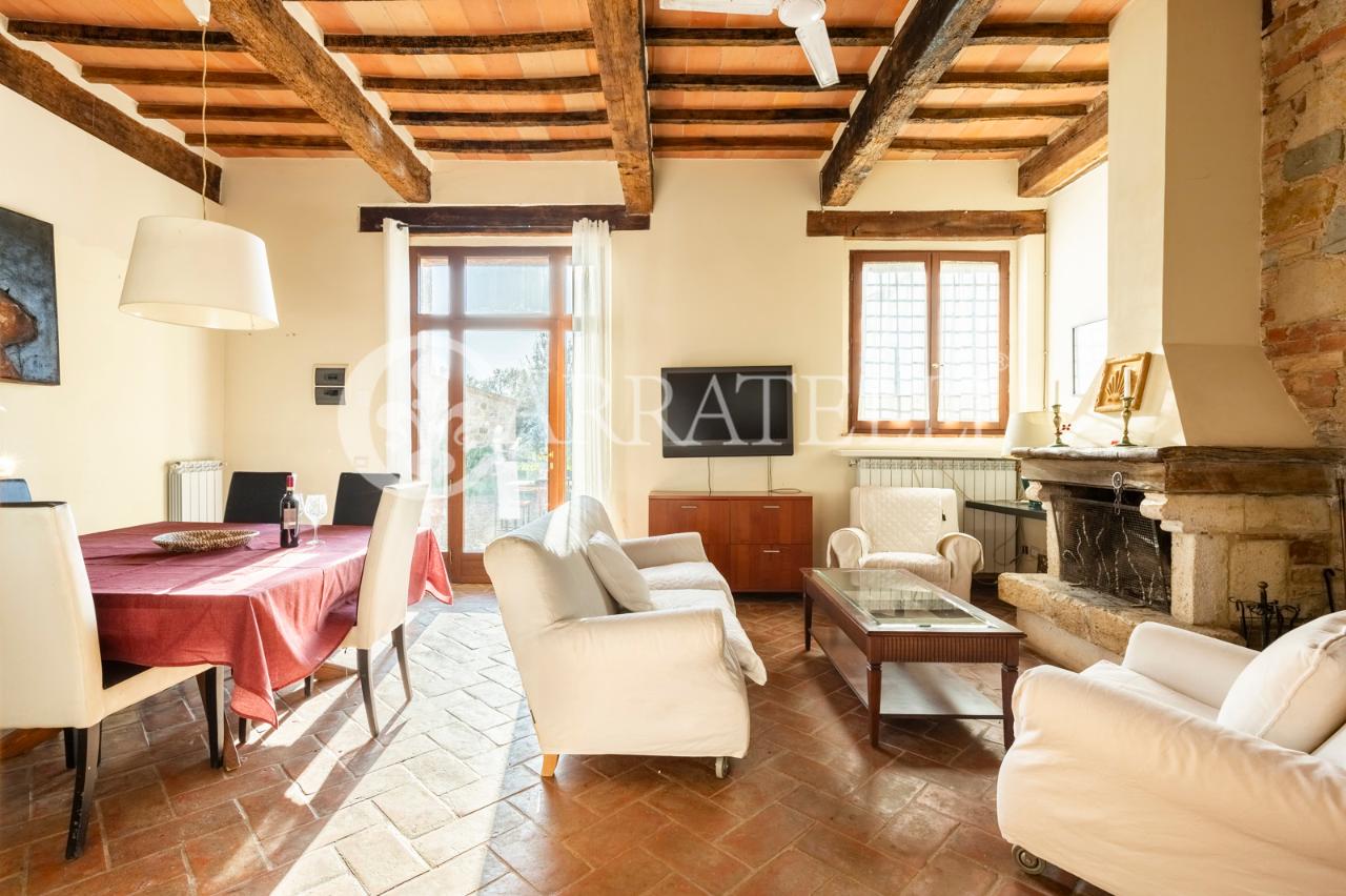 5-Zimmer Wohnung in San Quirico d'Orcia, Italy, Nr. 131790