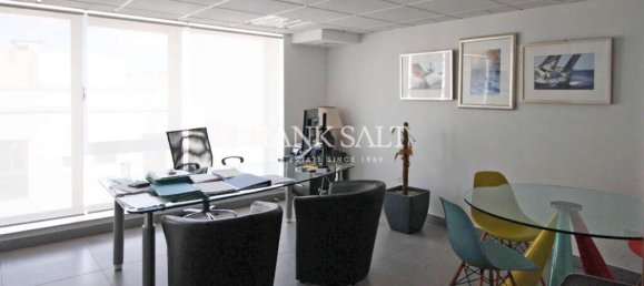 500m² Office in Ta' Xbiex, Malta No. 13490 2