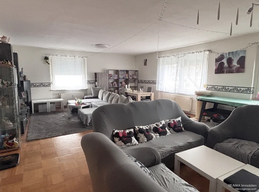 3 chambres Appartement à Erlangen-Hochstadt, Germany No. 194078