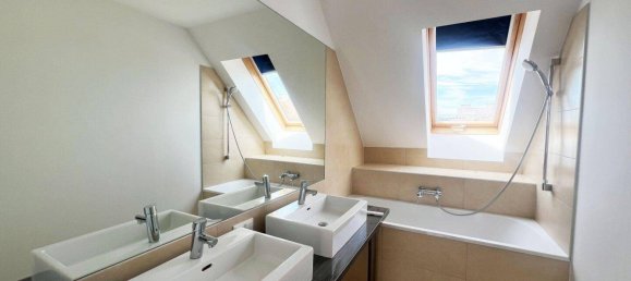 3-Zimmer Doppelhaus in Rudolfsheim-Funfhaus, Austria, Nr. 217216 8