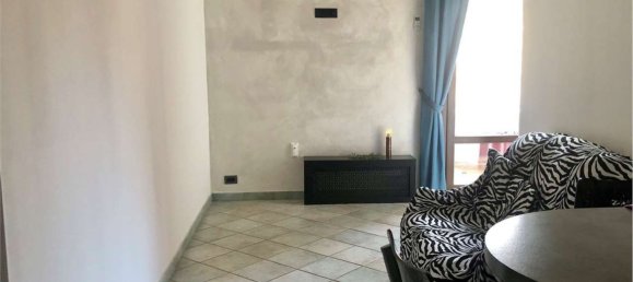 2-salle Appartement à Varese, Italy No. 113722 6
