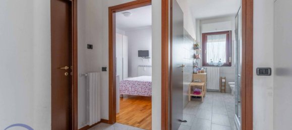 2 bedrooms Apartment in Trezzano sul Naviglio, Italy No. 369939 8