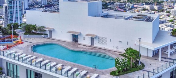 2 dormitorios propiedad comercial en alquiler en Miami, Miami-Dade, Florida, USA № 615329 8