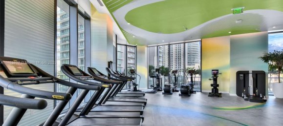 2 dormitorios propiedad comercial en alquiler en Miami, Miami-Dade, Florida, USA № 615329 4