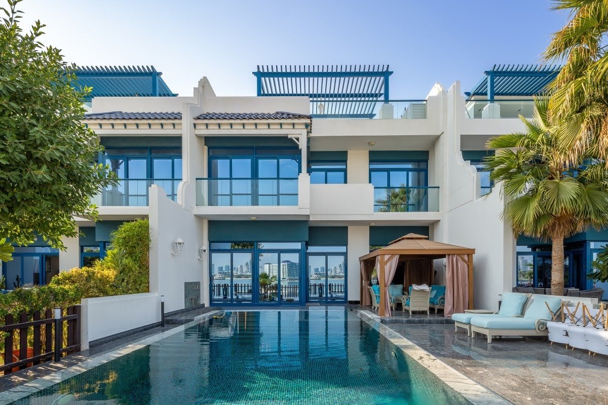 5 bedrooms Townhouse in Palm Jumeirah, UAE No. 11934