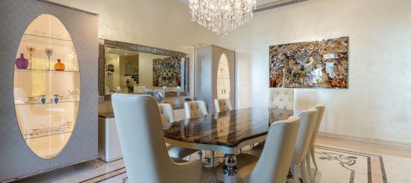 5 bedrooms Townhouse in Palm Jumeirah, UAE No. 11934 13