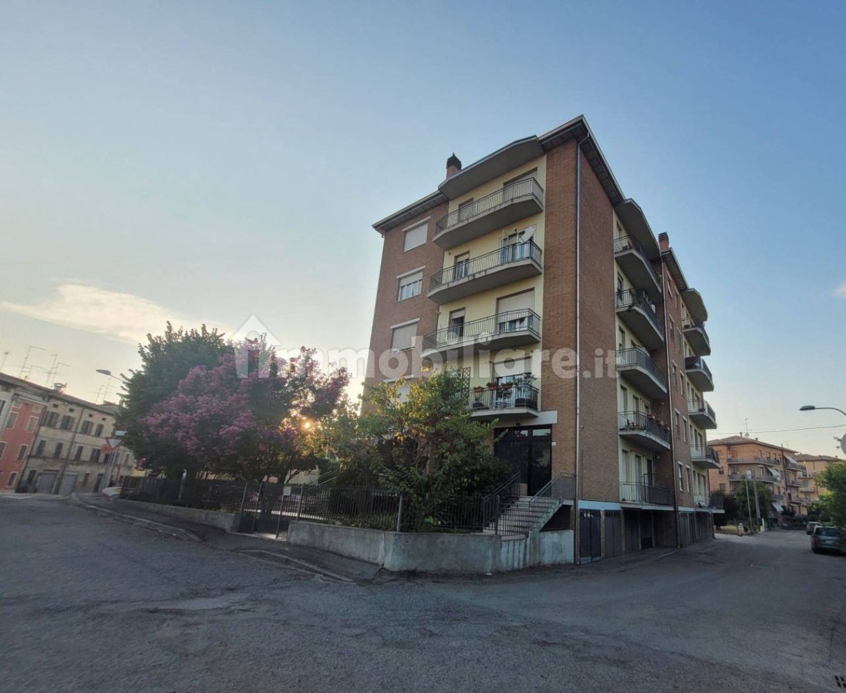 Apartamento de 2 dormitorios en Colorno, Italy No. 314863