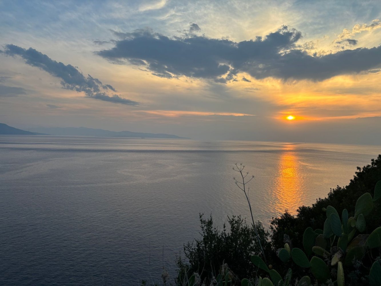 Apartamento de 4 habitaciónes en Palmi, Italy No. 256804