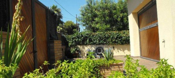 5 Schlafzimmer Haus in Coma-Ruga, Spain, Nr. 286 3