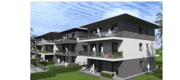 4 rooms Apartment in Olgiate Molgora, Italy No. 19110 8