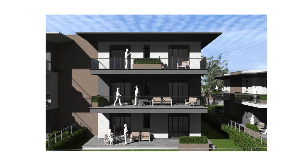 4 rooms Apartment in Olgiate Molgora, Italy No. 19110