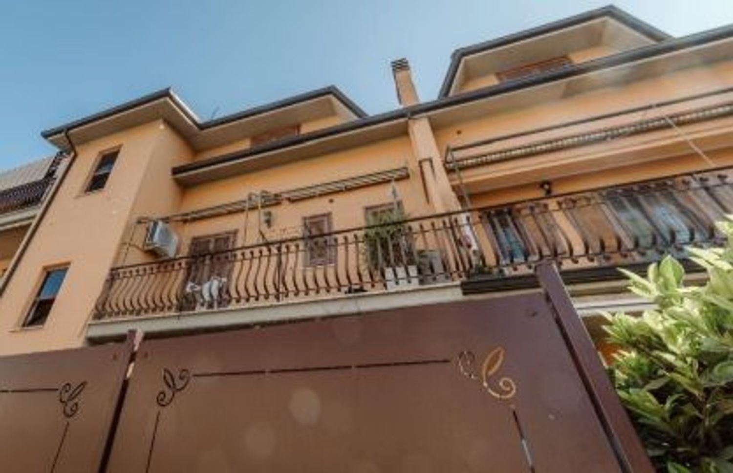 3-salle Appartement à Mentana, Italy No. 16923