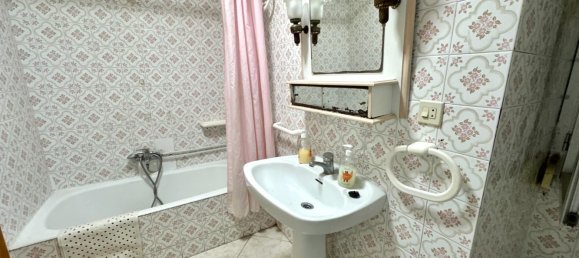 4 غرف نوم منزل في Sagunto, Spain رقم 33067 2