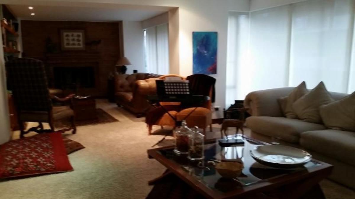 3 bedrooms House in Bogota, Colombia No. 10516