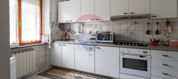 5 rooms House in Porto Recanati, Italy No. 272369 9