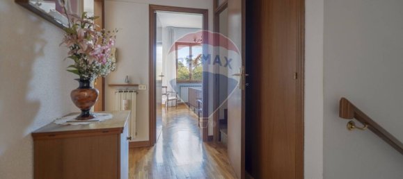 5 rooms House in Porto Recanati, Italy No. 272369 19