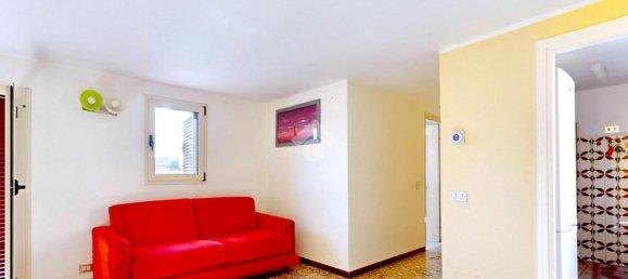 2 rooms Apartment in Milan, Italy No. 245706 8