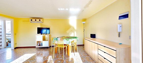 2 rooms Apartment in Milan, Italy No. 245706 6