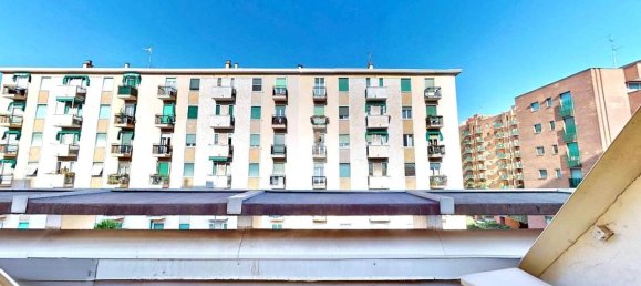 2 rooms Apartment in Milan, Italy No. 245706 12