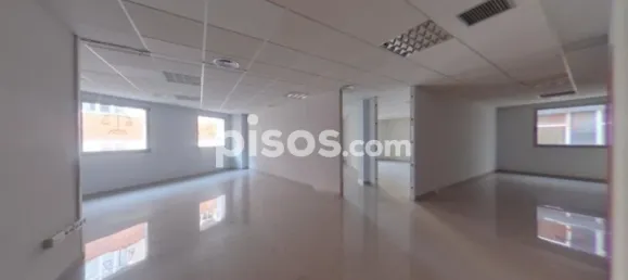 Oficina de 2 dormitorios en León, Spain No. 65738 16