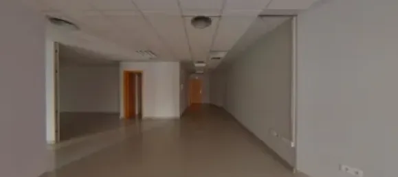 Oficina de 2 dormitorios en León, Spain No. 65738 14