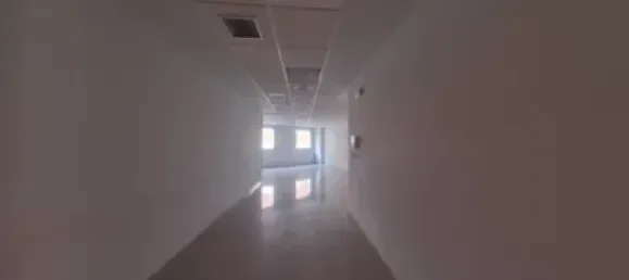 Oficina de 2 dormitorios en León, Spain No. 65738 2