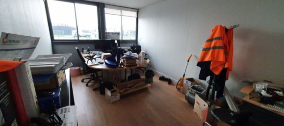  مكتب في Chaumont, France 1600متر مربع رقم 77064 15