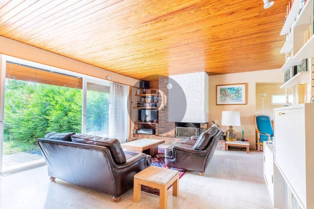 4 Schlafzimmer Haus in Verrieres-le-Buisson, France, Nr. 174004